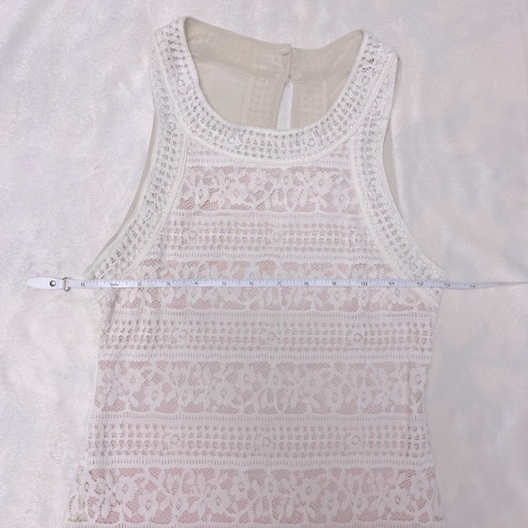 Kimchi Blue Lace Bodycon NWOT - Picture 5 of 13